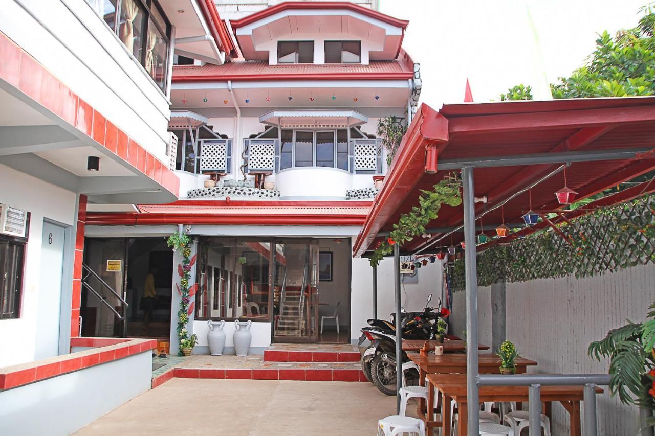 Mario'S Travellers Inn 코른 외부 사진